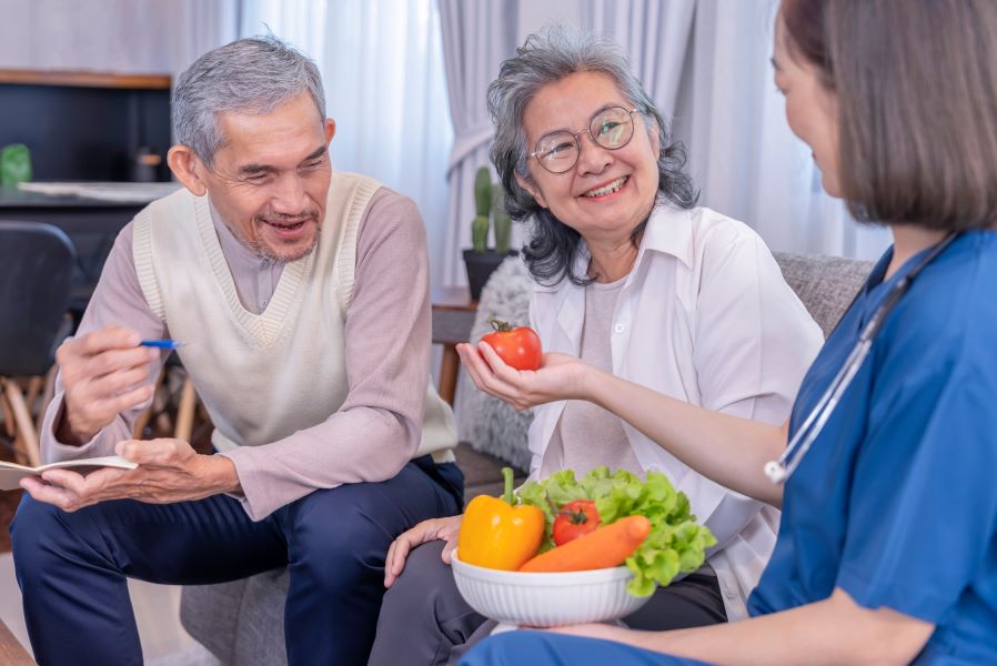 シニア,食事,やわらか食,嚥下,介護,高齢者